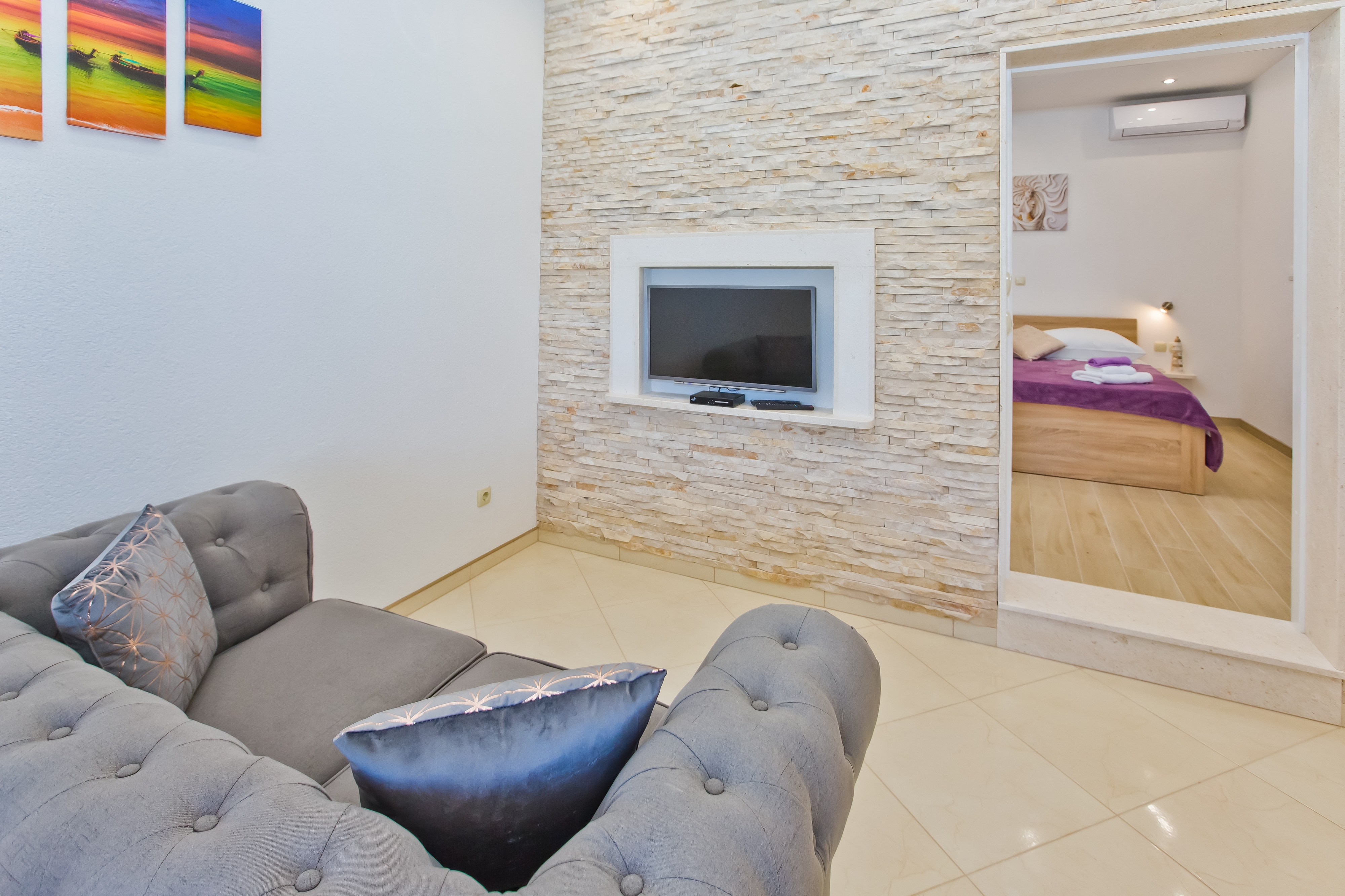 One bedroom apartment near beach Cove Zastupac, Hvar (A-8761-b)