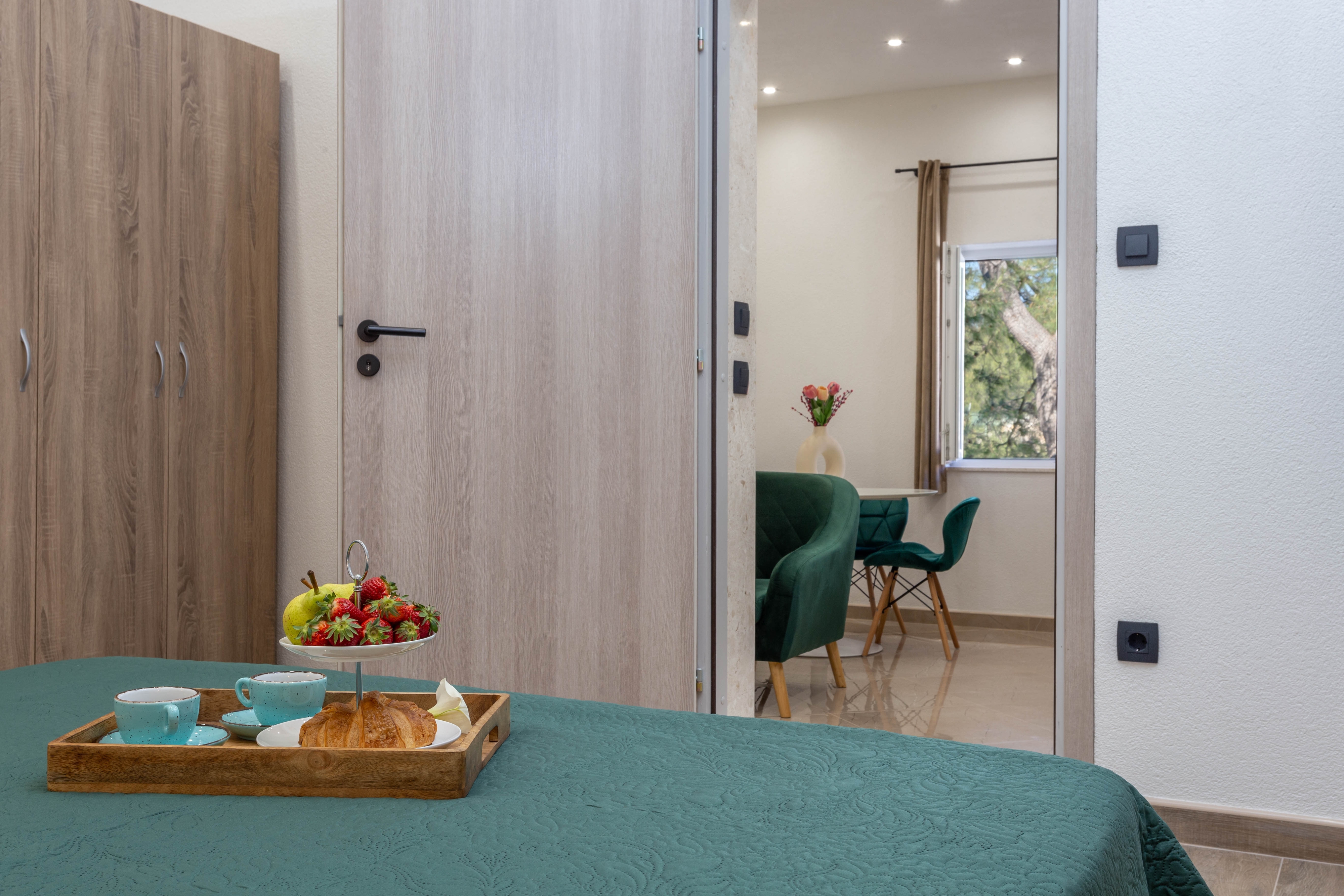 One bedroom apartment near beach Cove Zastupac, Hvar  A-c