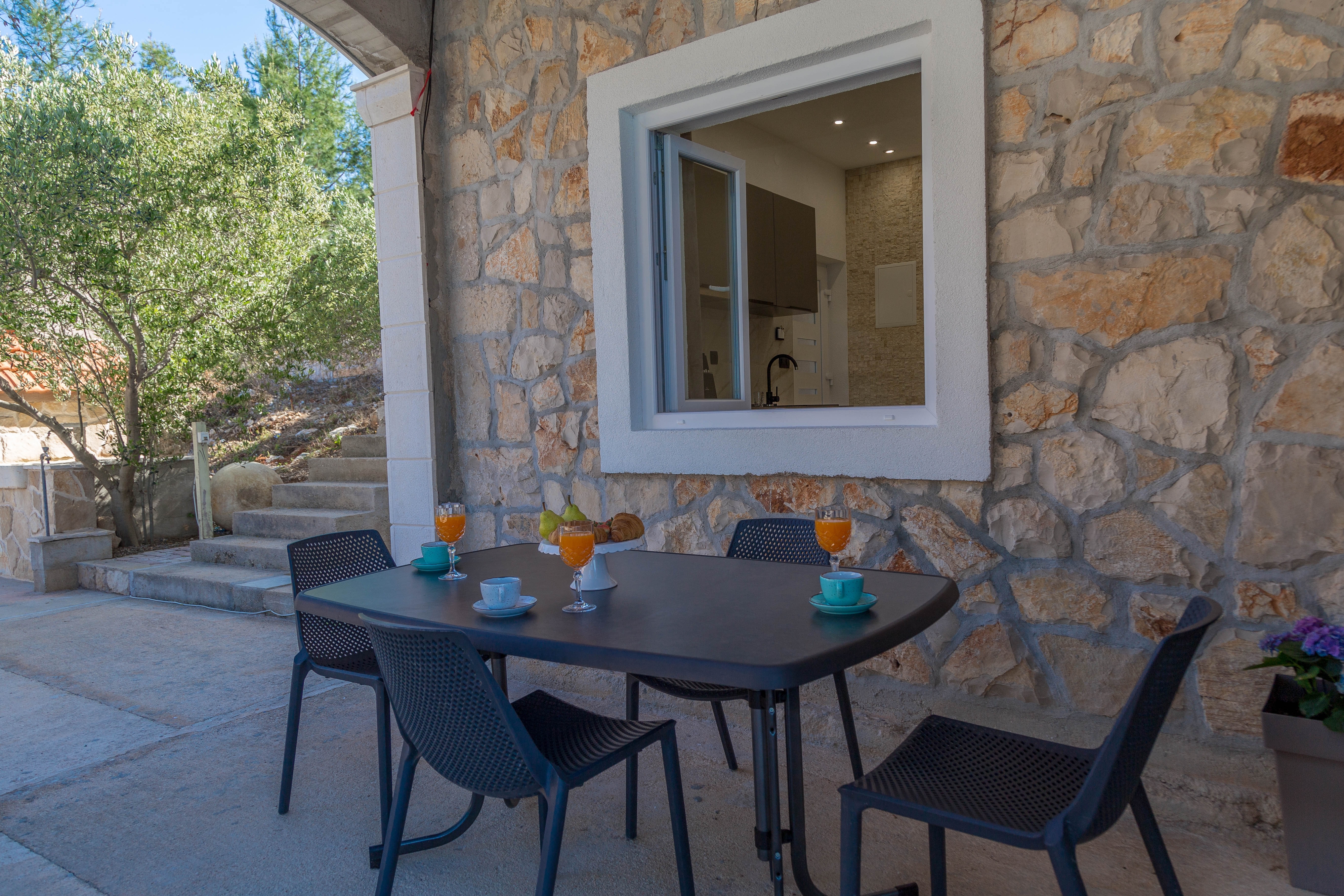 One bedroom apartment near beach Cove Zastupac, Hvar  A-c
