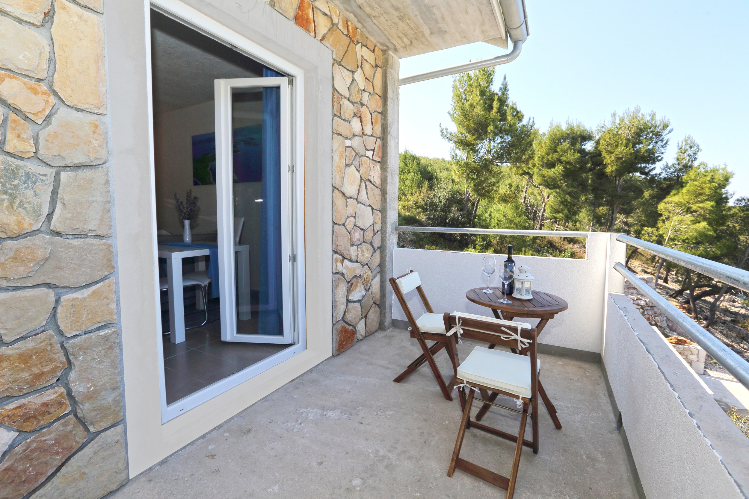 One bedroom apartment near beach Cove Zastupac, Hvar  A-e