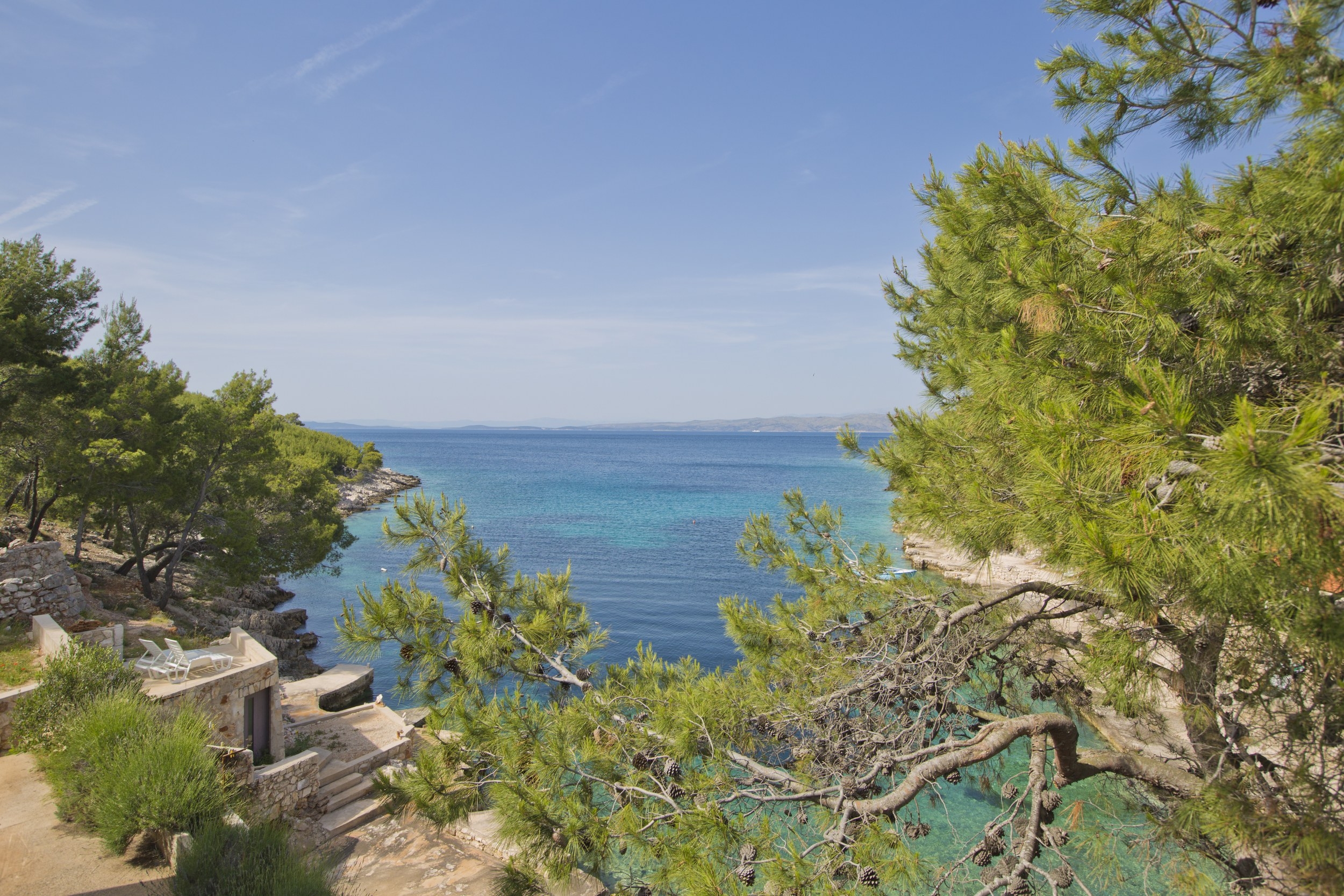 One bedroom apartment near beach Cove Zastupac, Hvar  A-f