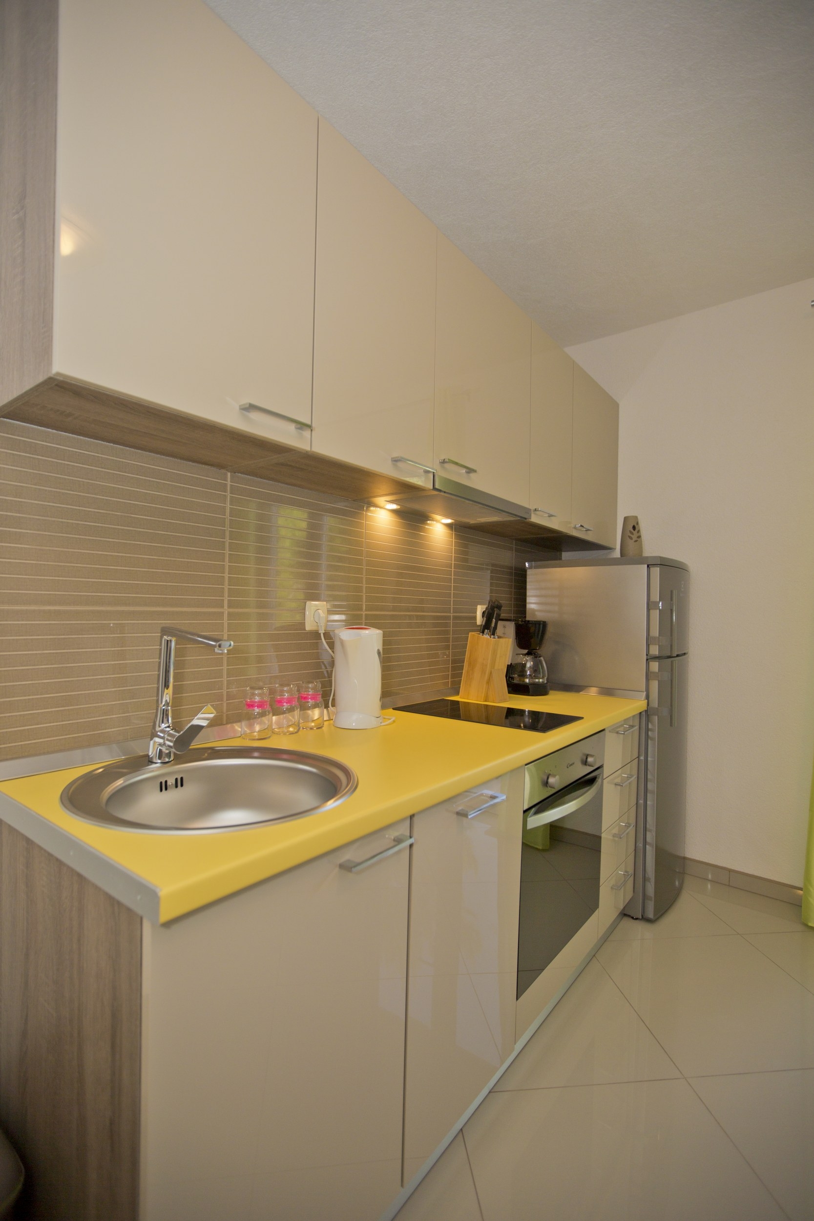 Top Hvar Zastupac Top Hvar Zastupac