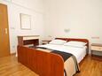 Jelsa, Bedroom in the apartment, WiFi.
