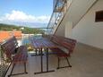 Терраса 1 Jelsa, Терраса 1 в размещении типа apartment, с видом на море и WiFi.