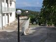 Parking lot Jelsa, Hvar, Parking lot 8765 - Apartments with sandy beach.