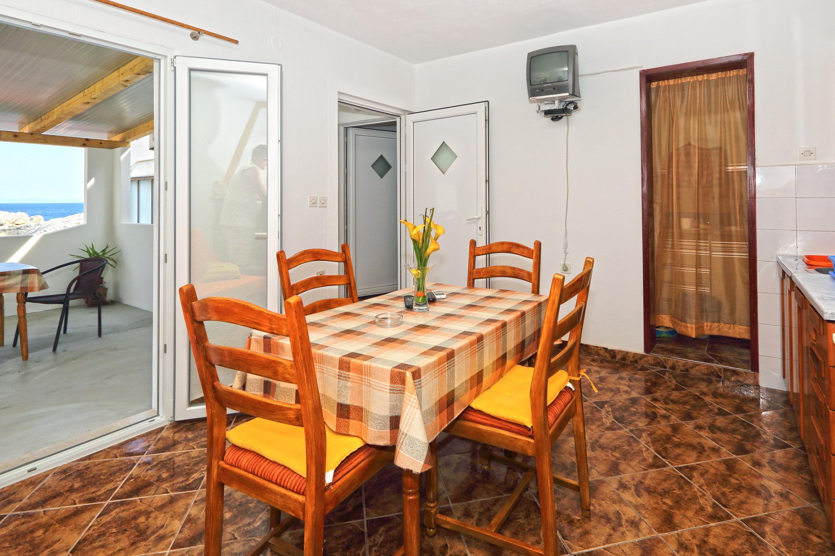 Two bedroom apartment near beach Cove Zaraće, Hvar (A-8778-a)