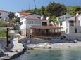 Zaraće (Dubovica), Hvar, Объект 8778 - Апартаменты вблизи моря с галечным пляжем.