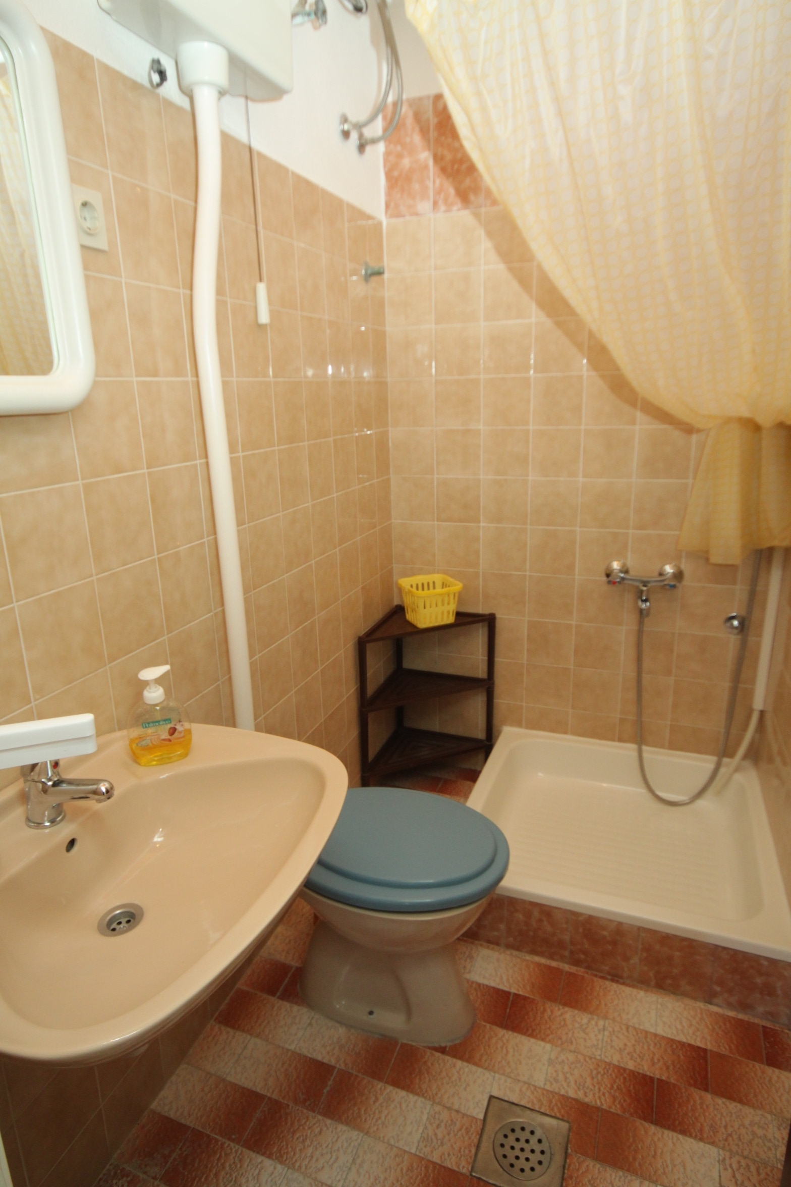 Three bedroom apartment near beach Cove Zaraće (Dubovica), Hvar  A-a