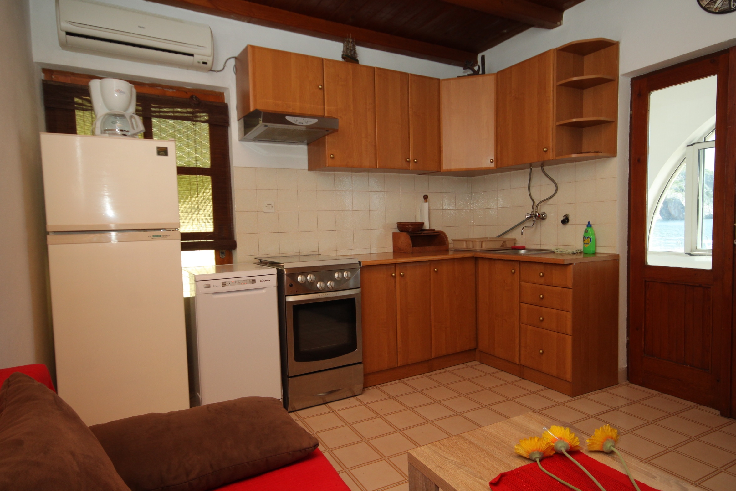 Top Hvar Zaraće Top Hvar Zaraće