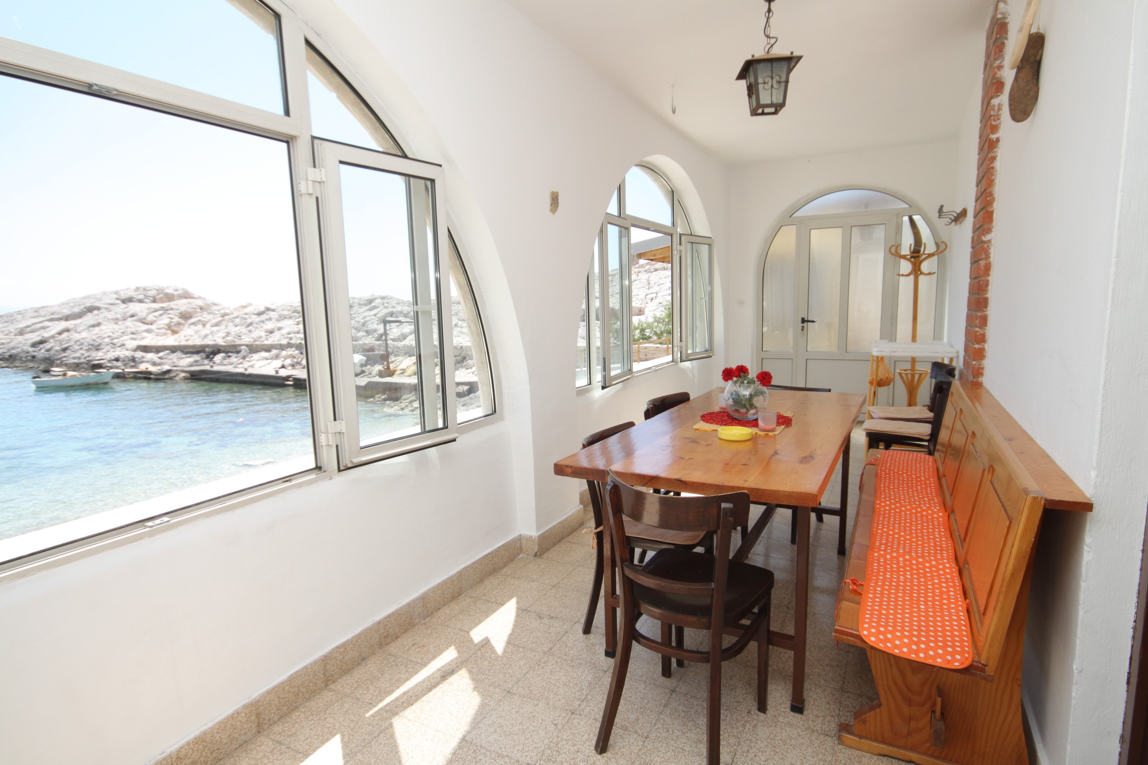 Three bedroom apartment near beach Cove Zaraće (Dubovica), Hvar  A-b