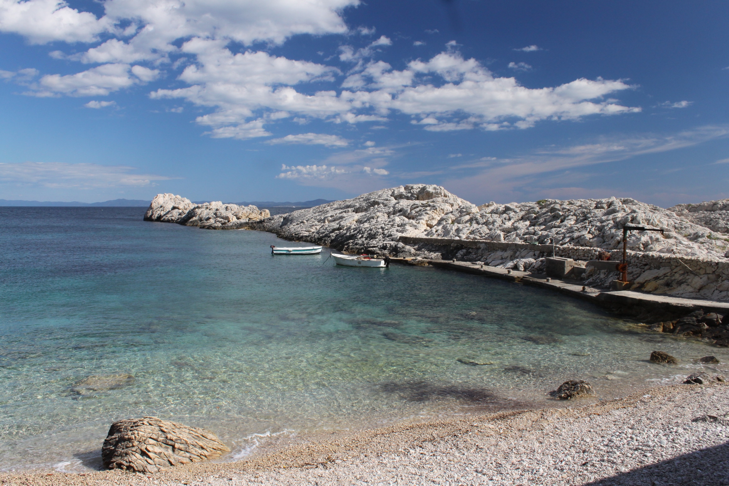 Three bedroom apartment near beach Cove Zaraće (Dubovica), Hvar  A-b