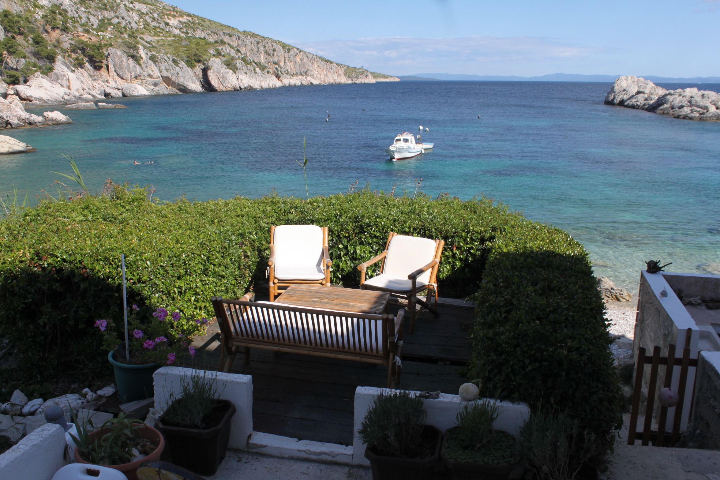 Two bedroom apartment near beach Cove Zaraće, Hvar (A-8781-c)