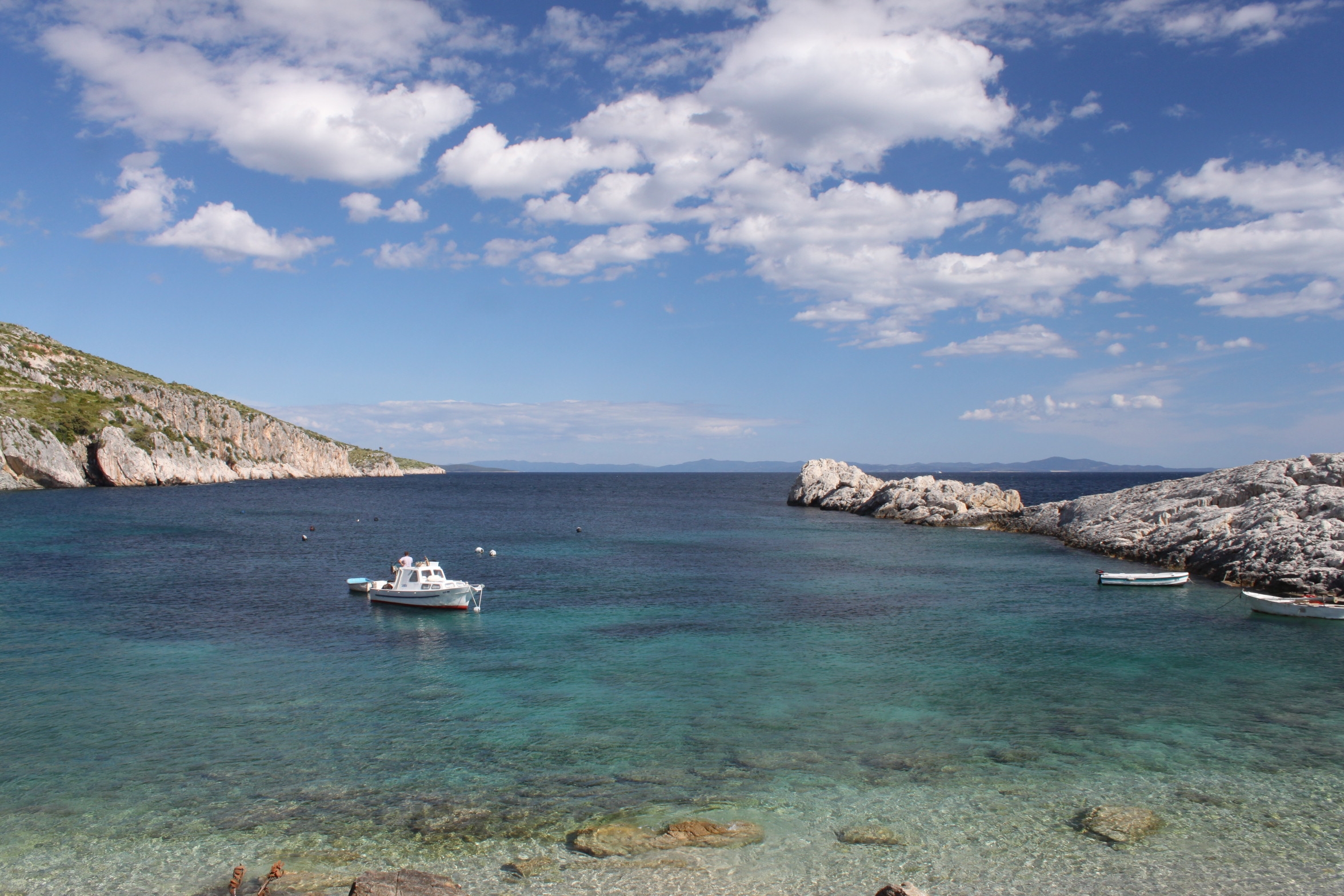 Two bedroom apartment near beach Cove Zaraće (Dubovica), Hvar  A-c