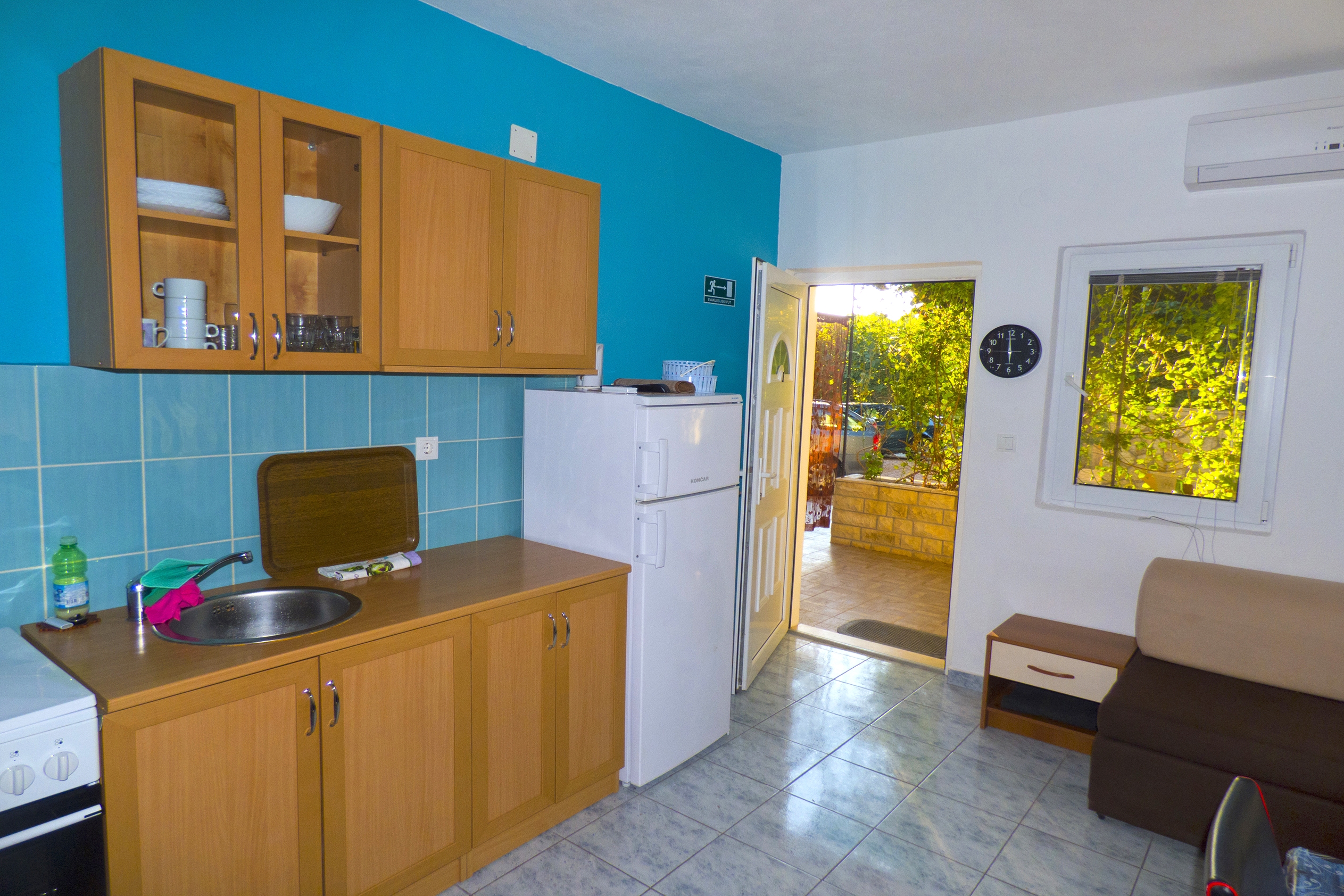 One bedroom apartment with terrace Ivan Dolac, Hvar (A-8782-c) One bedroom apartment with terrace Ivan Dolac, Hvar (A-8782-c)