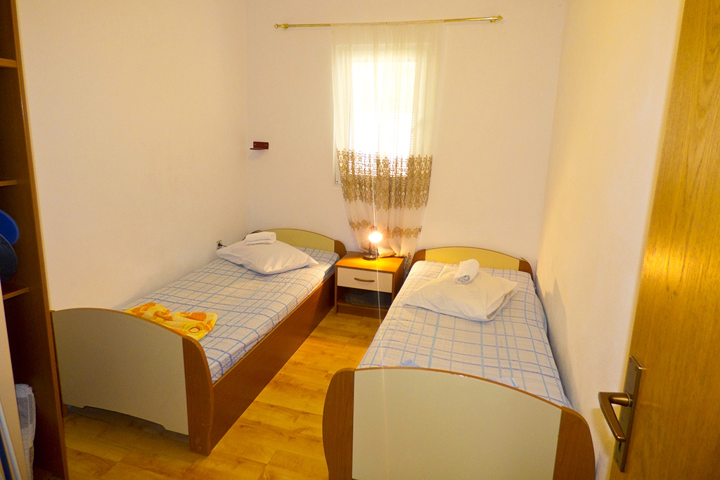 Top Hvar Ivan Dolac Top Hvar Ivan Dolac