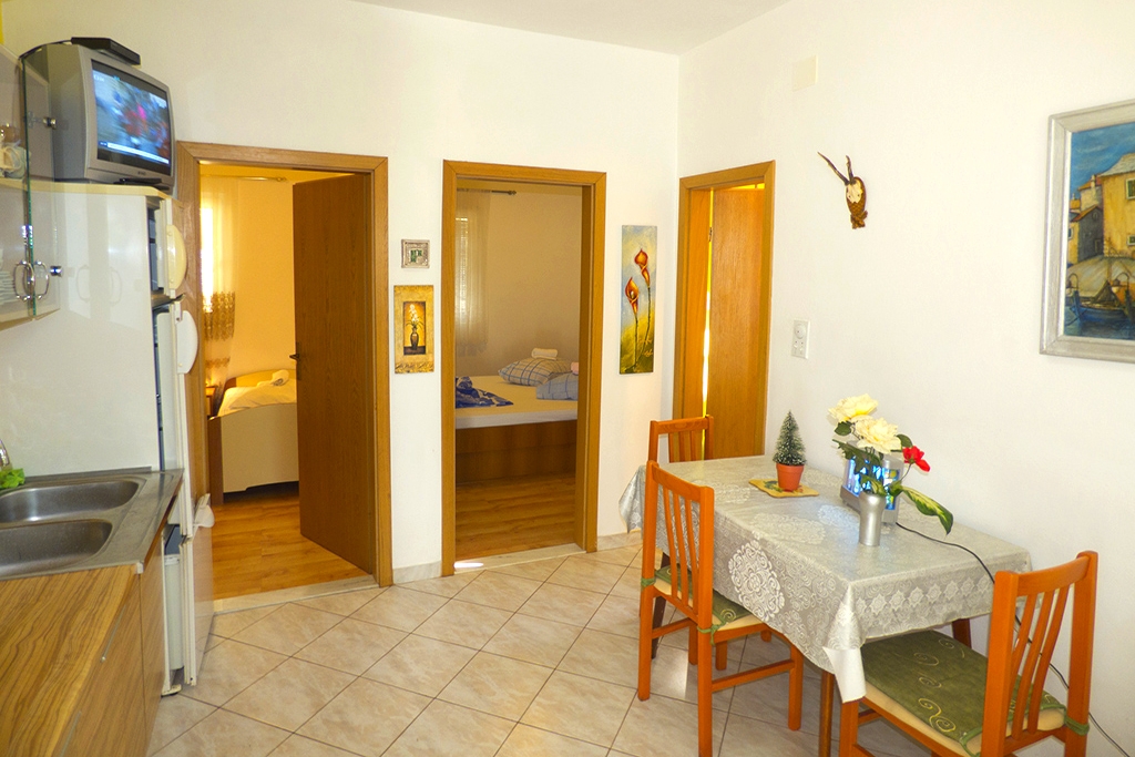 Top Hvar Ivan Dolac Top Hvar Ivan Dolac