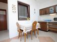 Dining room Zavala, Dining room in the apartment, air condition available and WiFi.