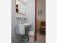 Hvar, Bathroom in the apartment, WiFi.