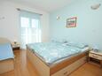 Hvar, Bedroom in the apartment, air condition available and WiFi.