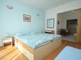 Hvar, Bedroom in the apartment, air condition available and WiFi.