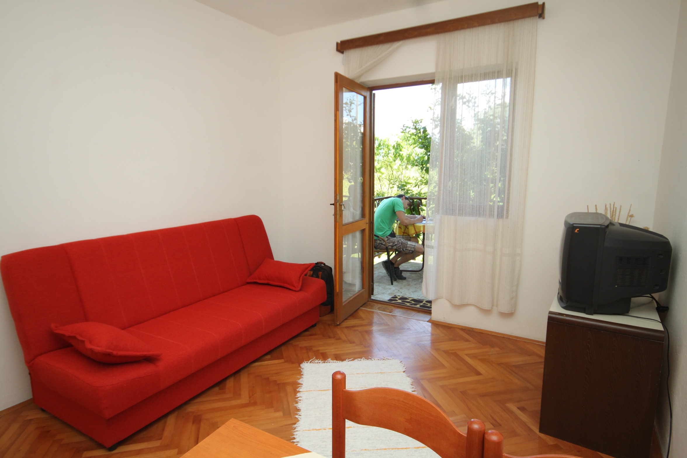 One bedroom apartment with terrace Jelsa, Hvar (A-8789-a)