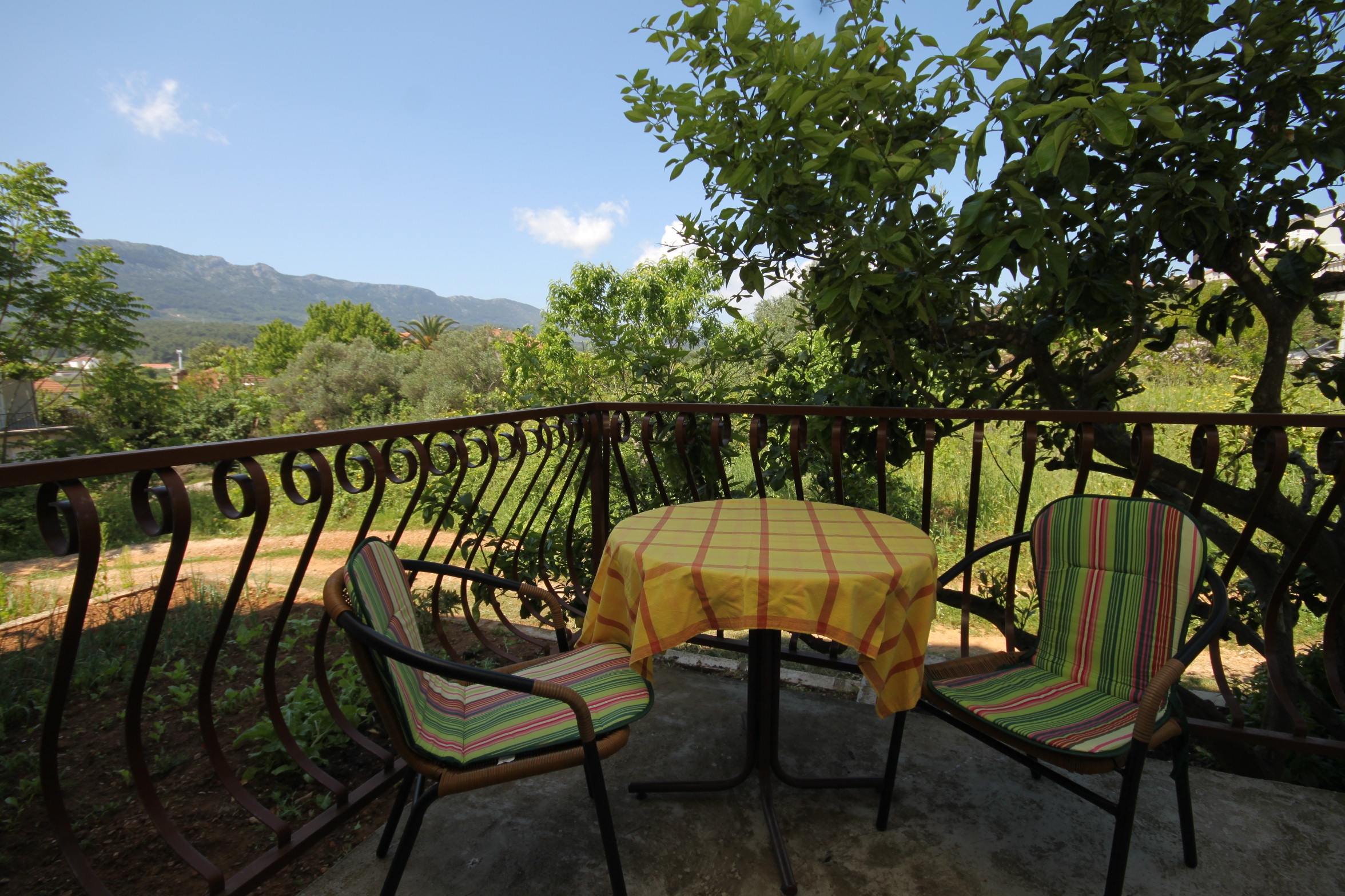 One bedroom apartment with terrace Jelsa, Hvar (A-8789-a) One bedroom apartment with terrace Jelsa, Hvar (A-8789-a)