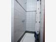 Sveta Nedilja, Bathroom in the studio-apartment, (pet friendly) and WiFi.