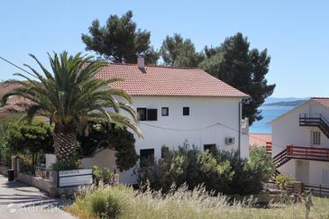 Property Zavala, Hvar, Property 8799 - Apartments near sea with pebble beach.