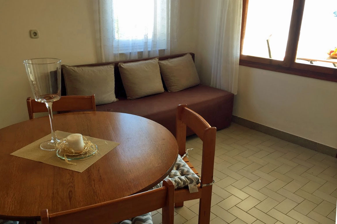 Two bedroom apartment near beach Sali, Dugi otok (A-880-b) Two bedroom apartment near beach Sali, Dugi otok (A-880-b)