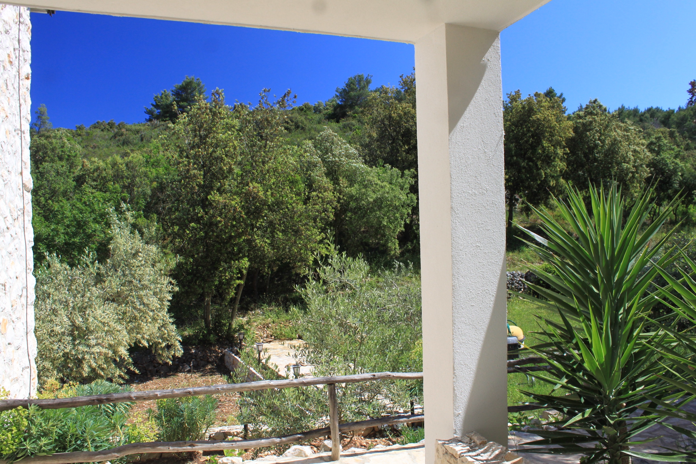One bedroom apartment near beach Cove Karkavac - Šćedro, Hvar  A-c