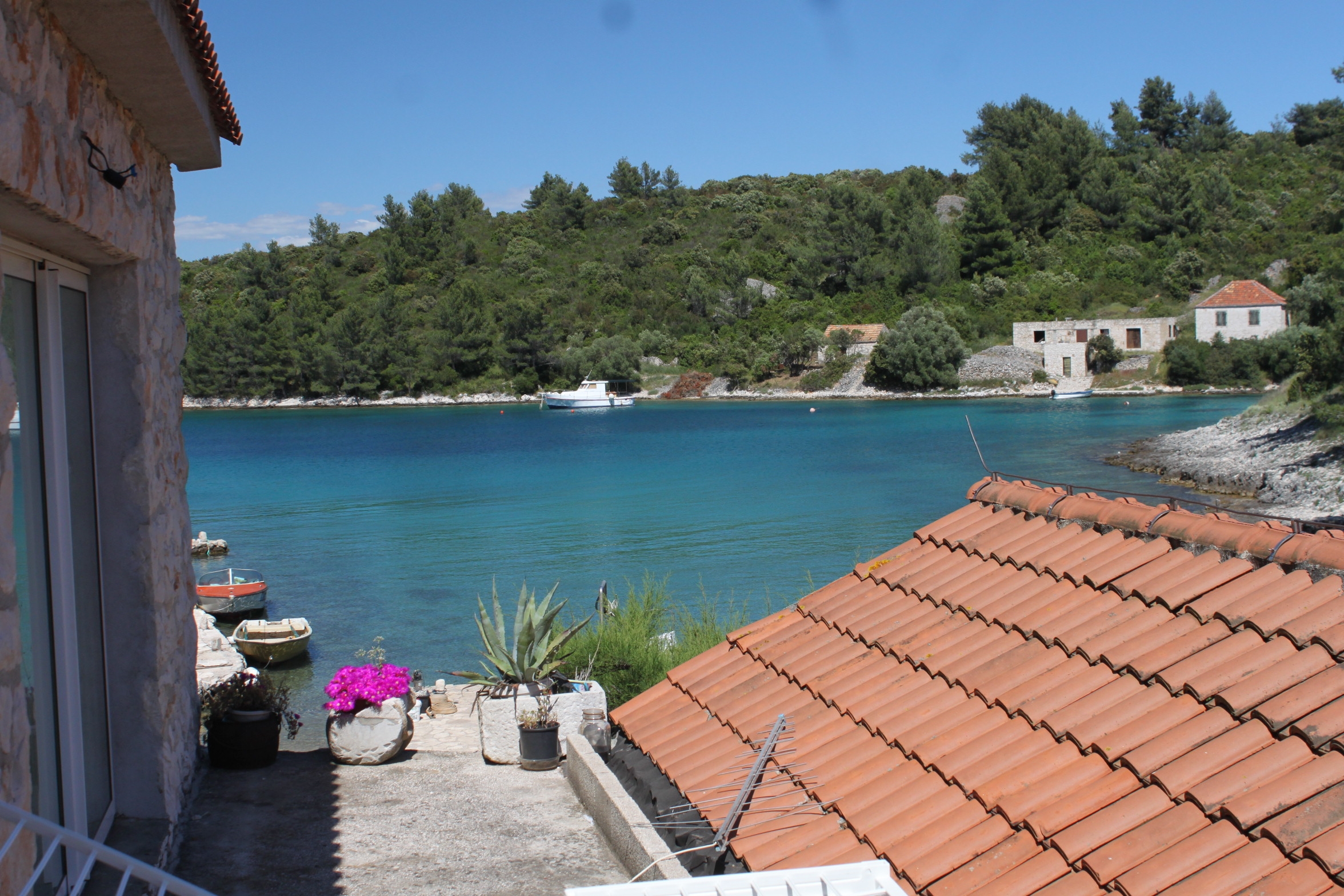 Two bedroom apartment near beach Cove Karkavac - Šćedro, Hvar  A-d
