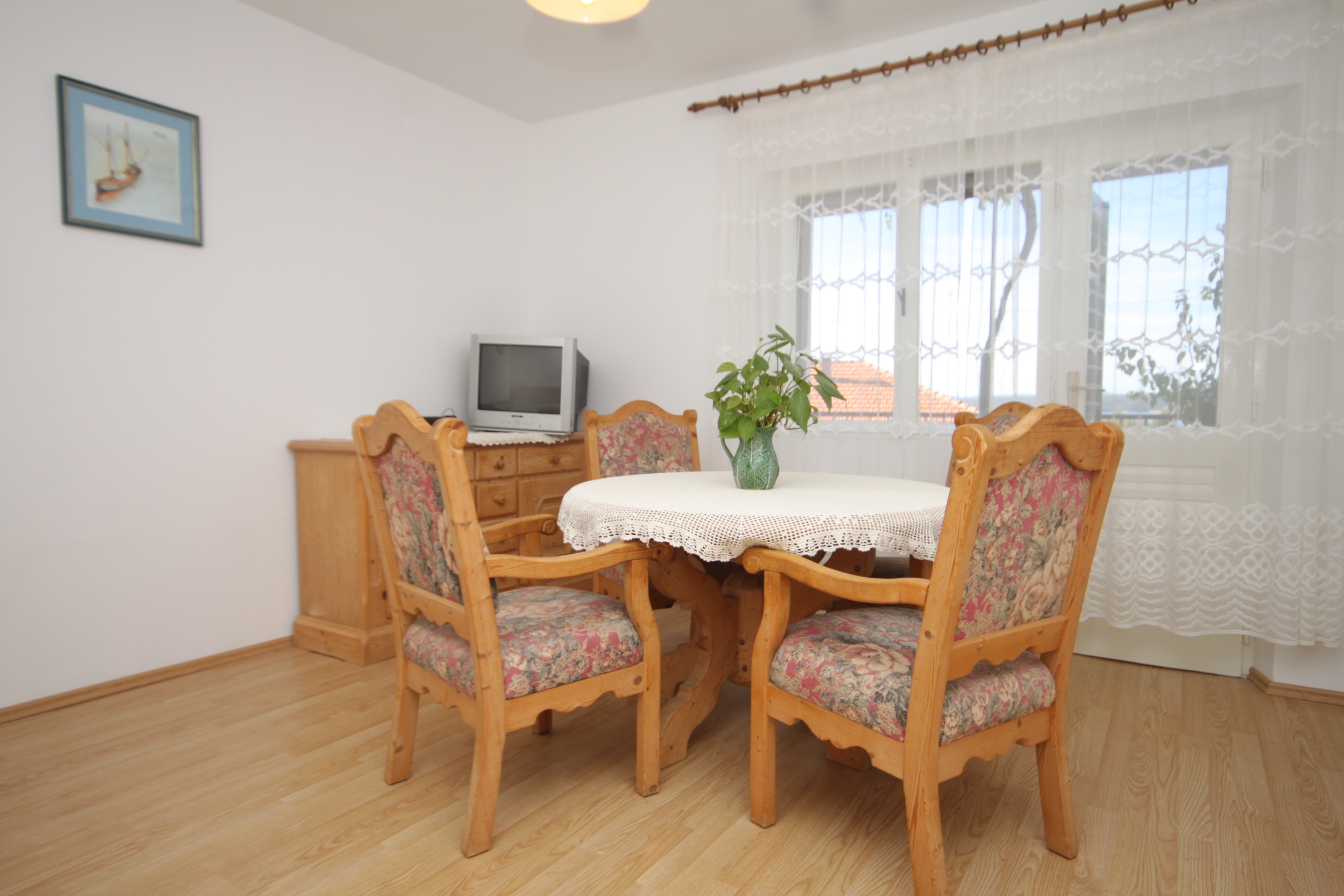 Top Hvar Zavala Top Hvar Zavala