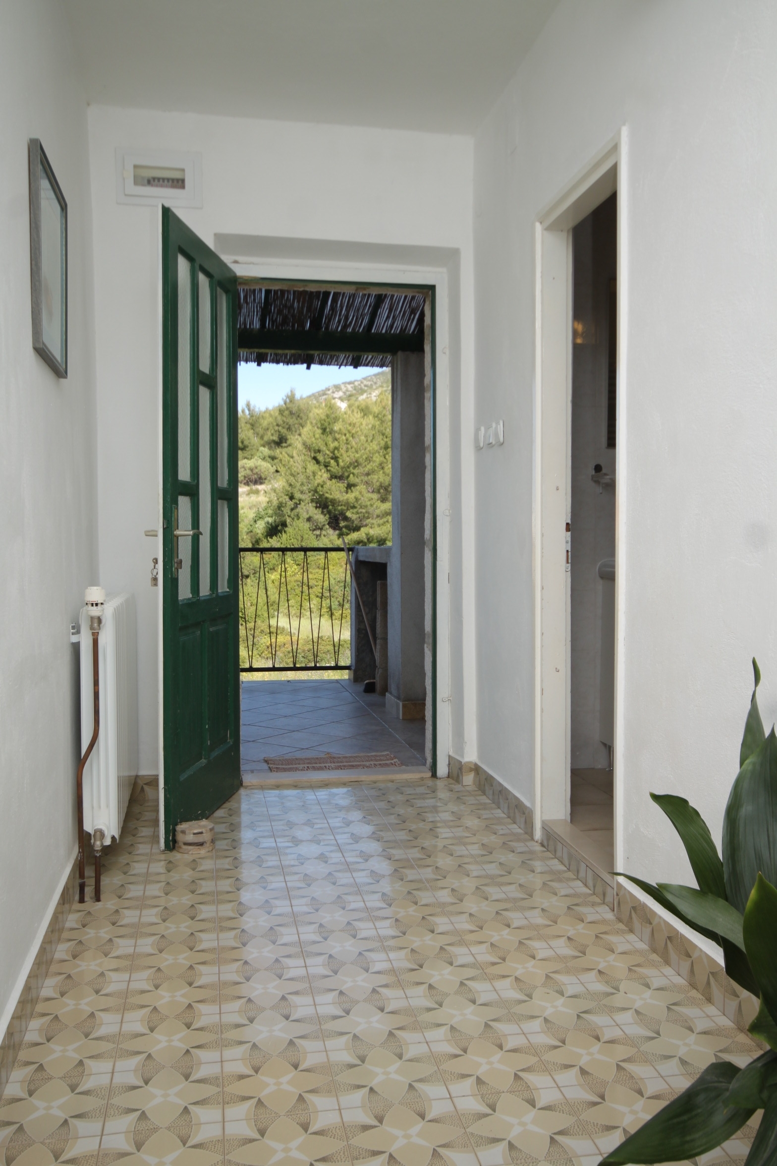 Two bedroom apartment with terrace and sea view Zavala, Hvar  A-b