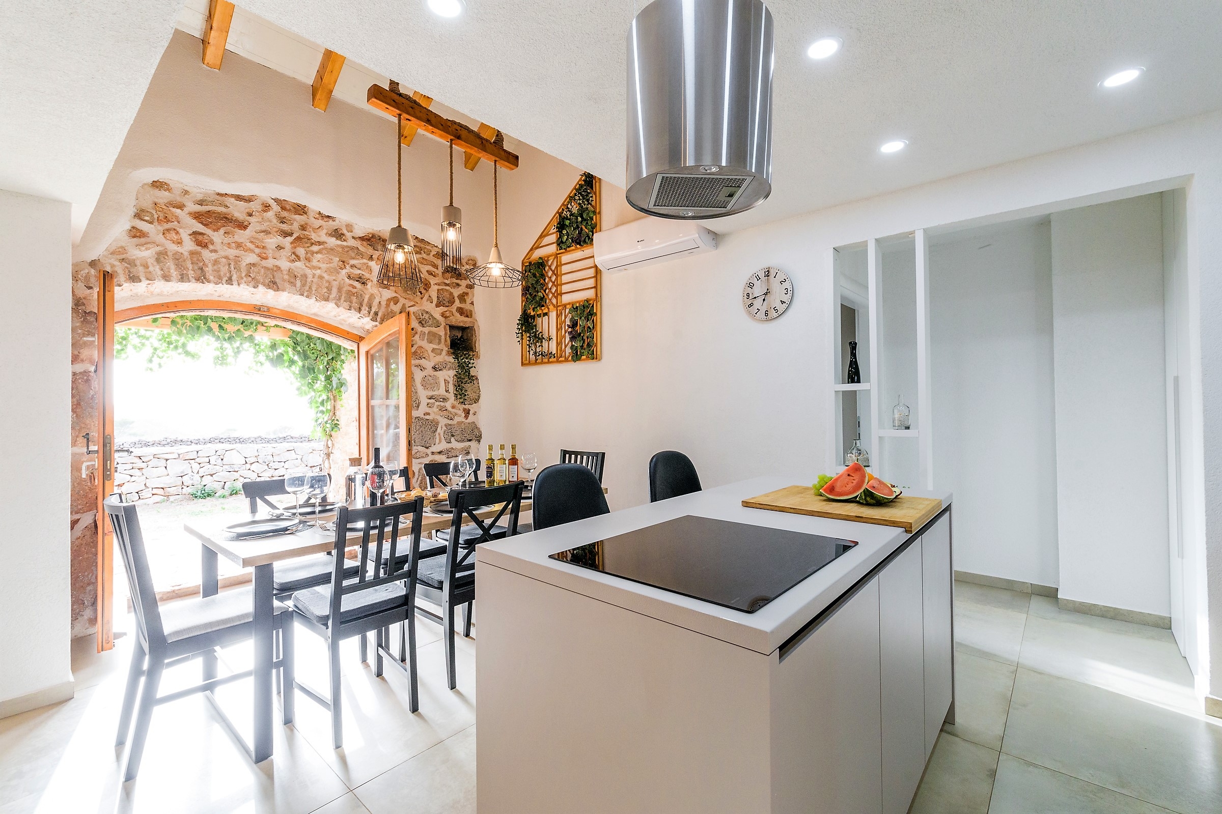 Four bedroom house with terrace and sea view Humac, Hvar  K