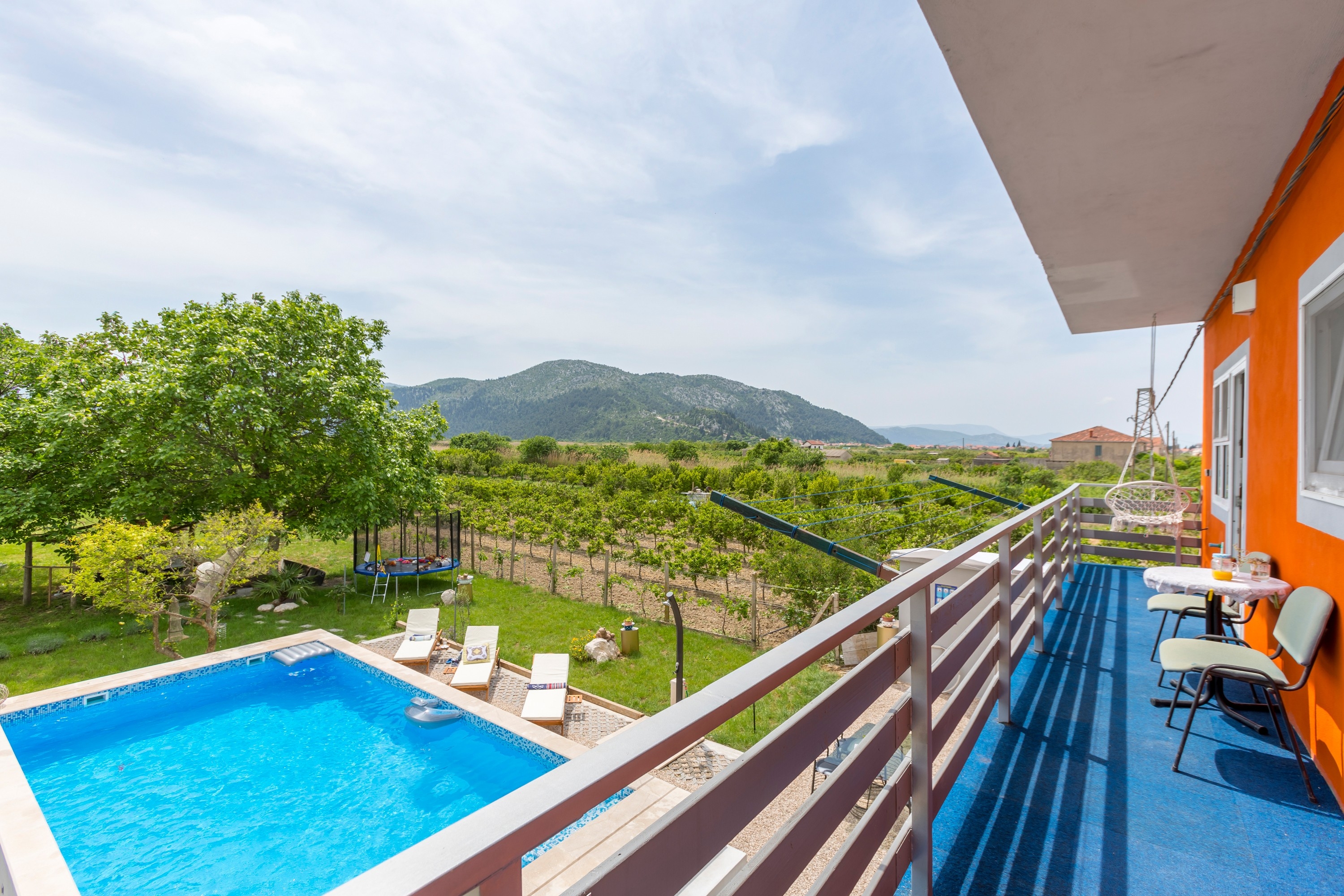 Four bedroom house with terrace Opuzen, Neretva Delta - Ušće Neretve  K