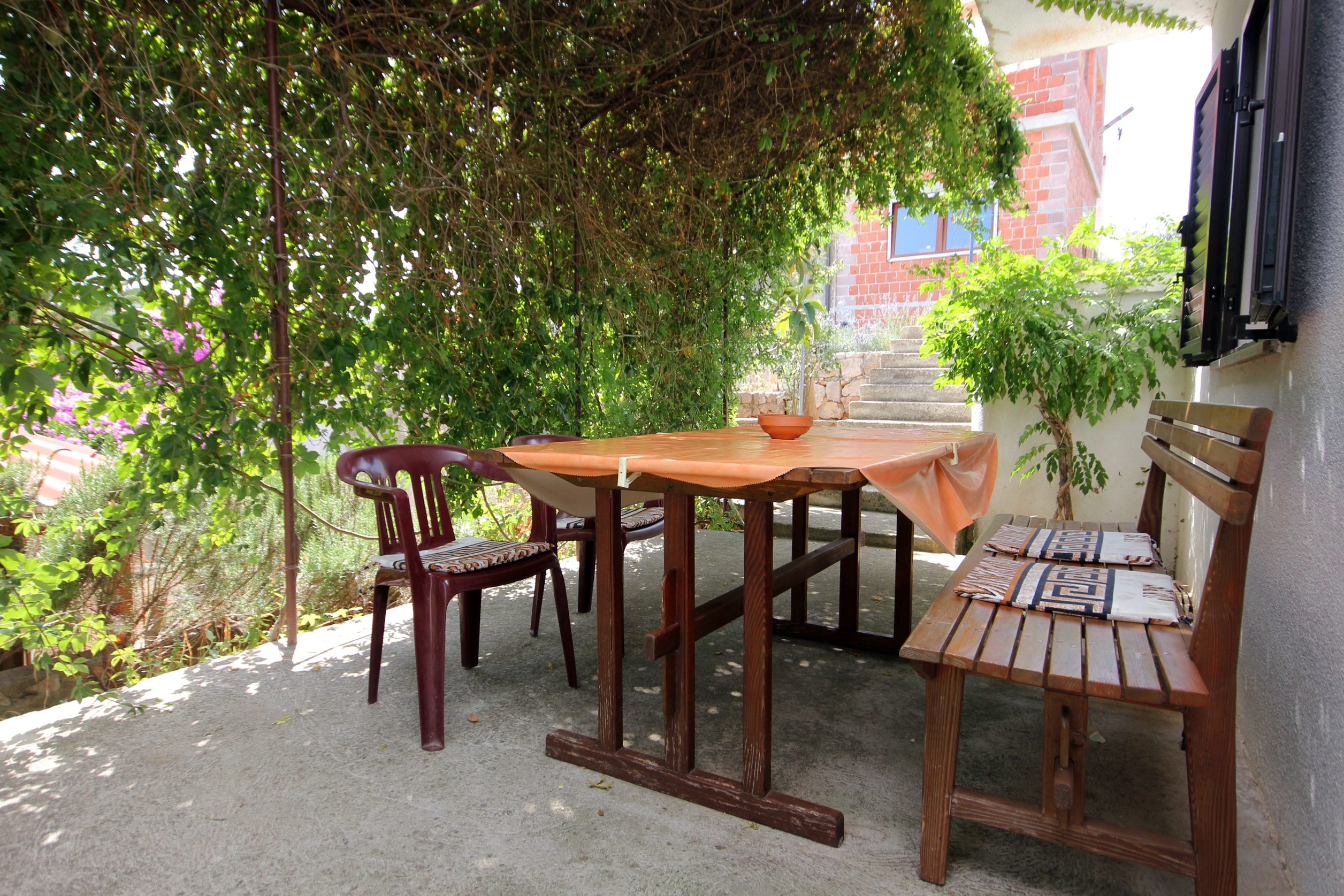 Two bedroom apartment with terrace and sea view Sali, Dugi otok  A-a