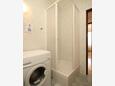 Bathroom Rukavac, Bathroom in the apartment, (pet friendly) and WiFi.