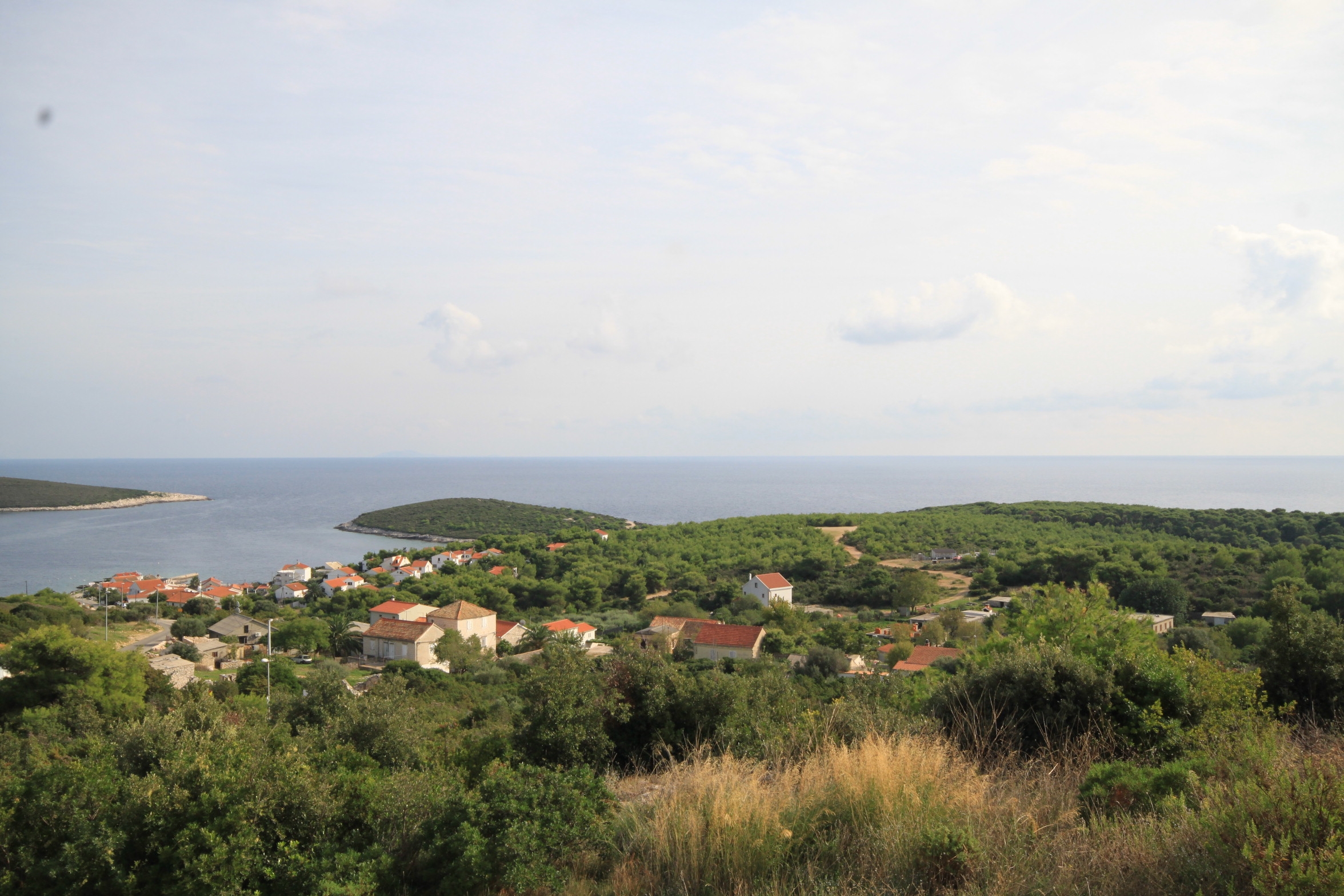 One bedroom apartment with terrace and sea view Rukavac, Vis  A-a