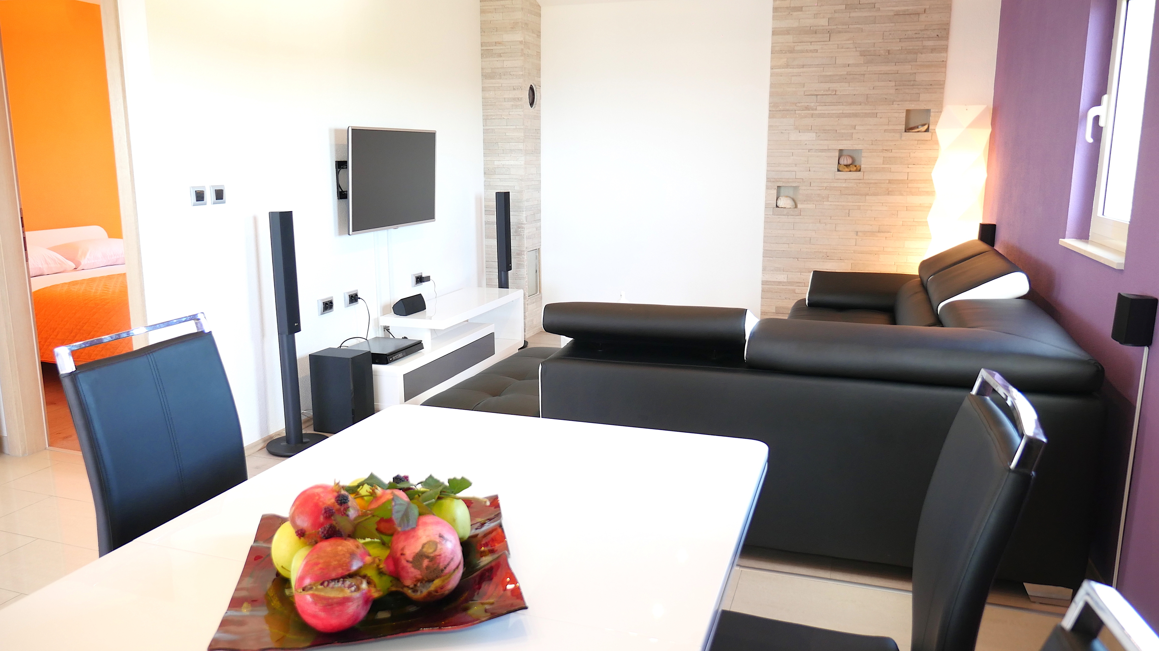 Two bedroom apartment with terrace and sea view Rukavac, Vis (A-8839-c)