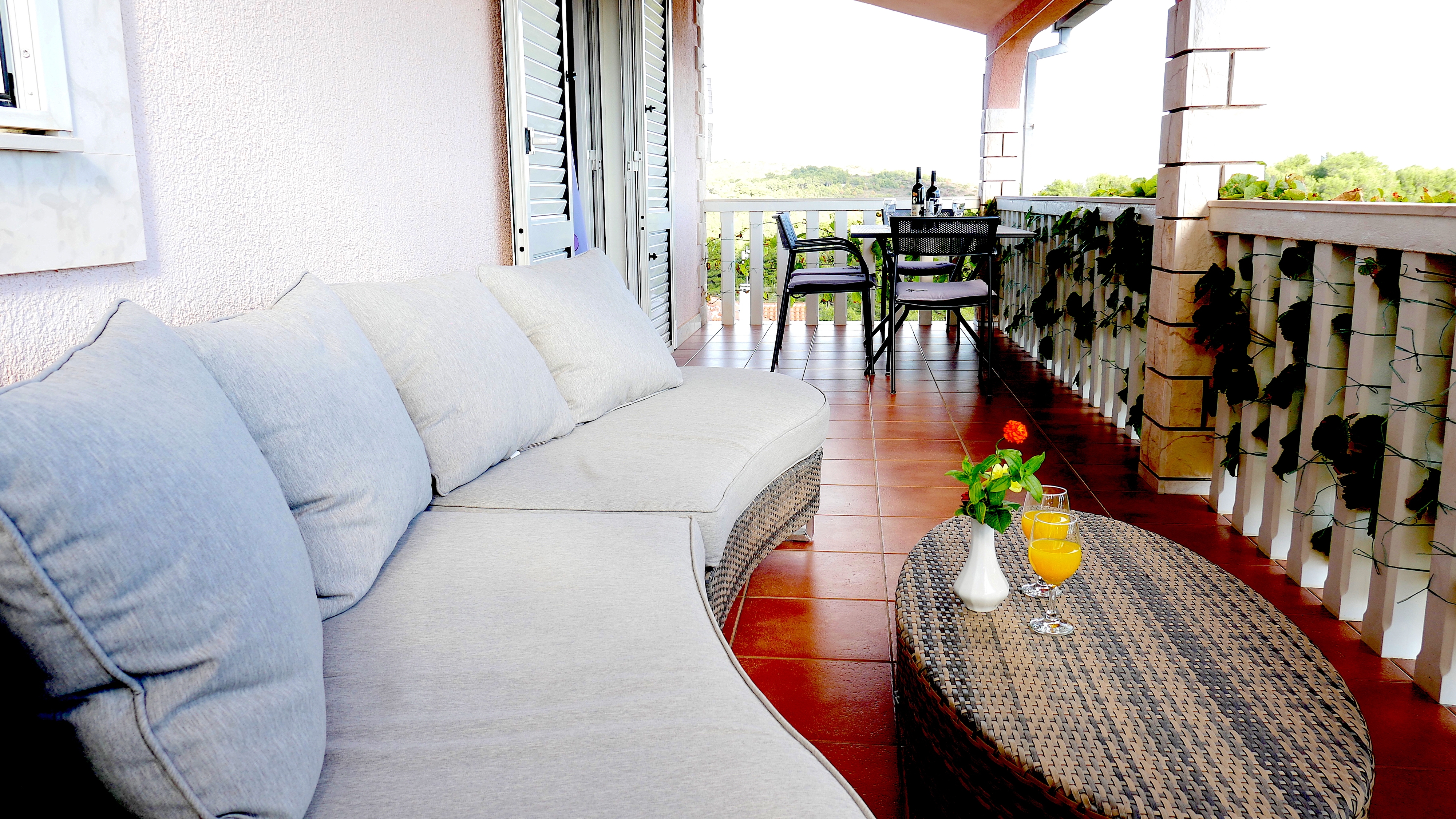 Two bedroom apartment with terrace and sea view Rukavac, Vis  A-c
