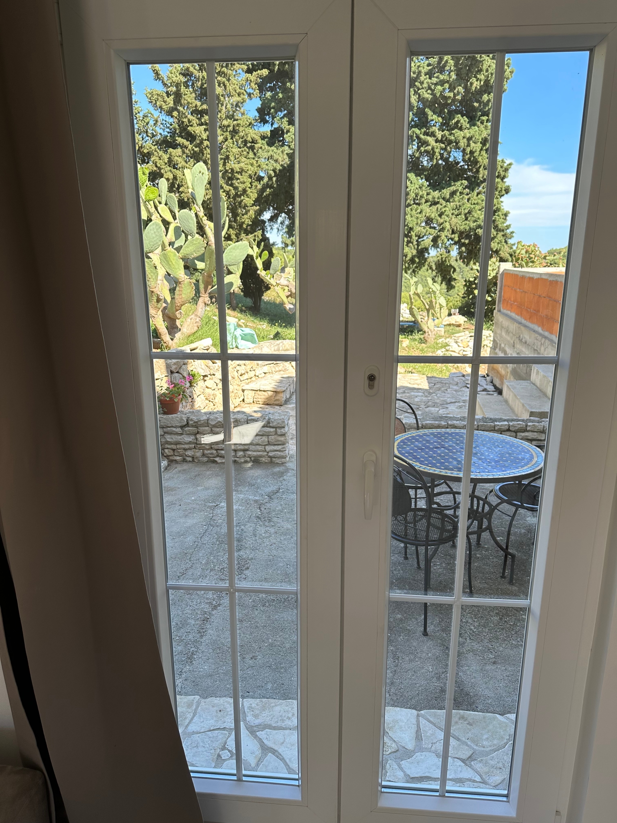 Two bedroom apartment with terrace Rukavac, Vis  A-a
