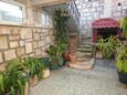 Terrace 2 Vis, Terrace 2 in the apartment, with a sea view, (pet friendly) and WiFi.