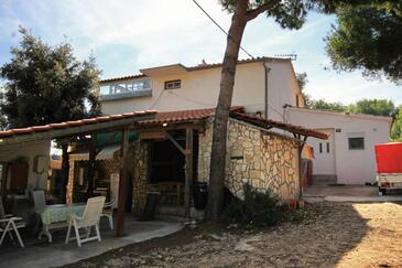 Rukavac, Vis, Alloggio 8864 - Appartamenti affitto con la spiaggia ghiaiosa.