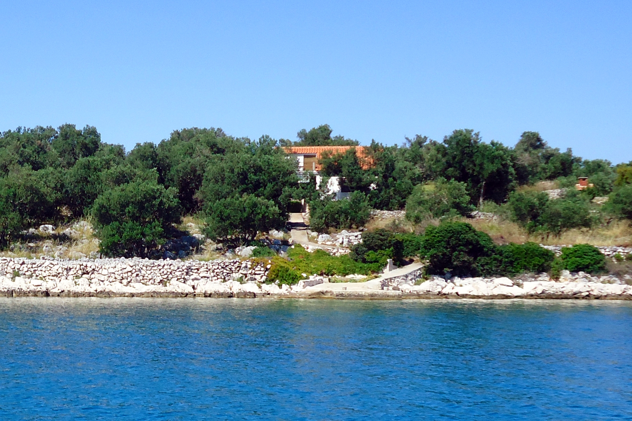 Dvosobna kuća uz plažu Krknata, Dugi otok  K