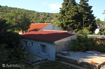 Rogačić, Vis, Objekt 8886 - Ferienhaus nah am Meer am Kieselstränden.