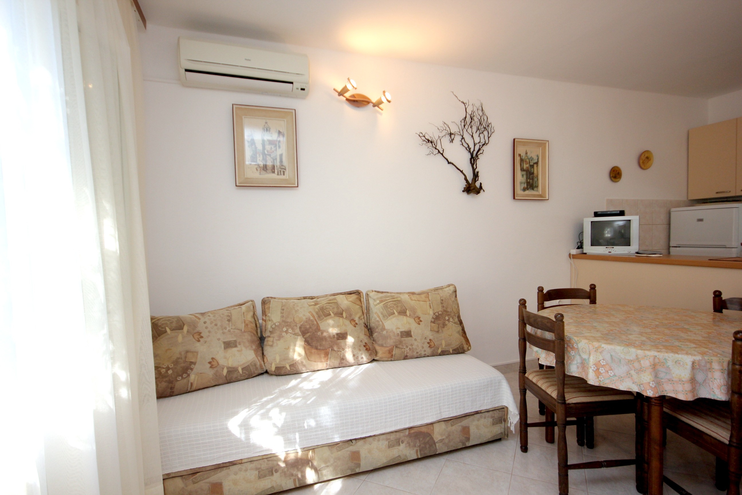 One bedroom house near beach Cove Rogačić, Vis (K-8887)