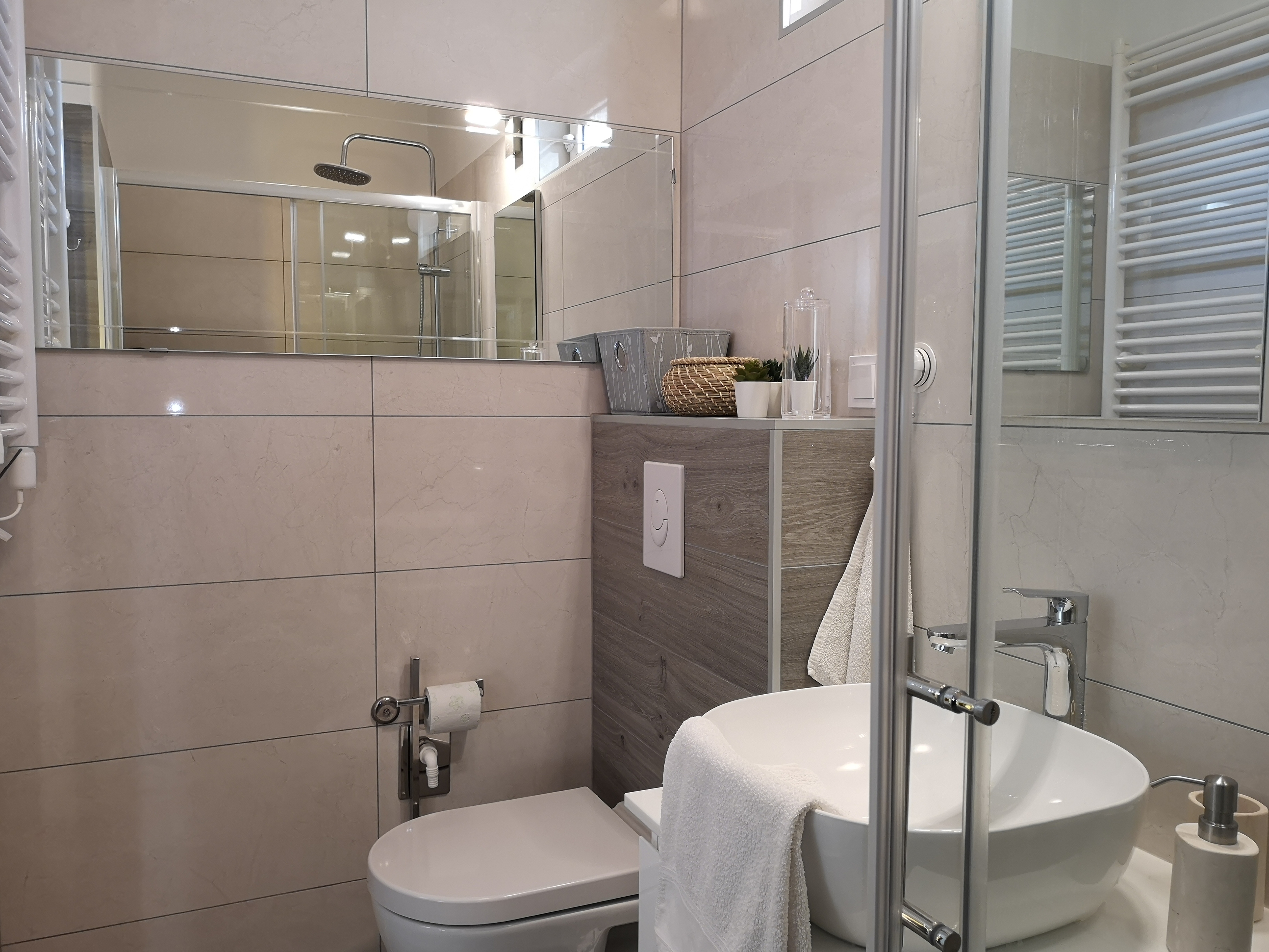 One bedroom apartment with terrace and sea view Rukavac, Vis  A-a
