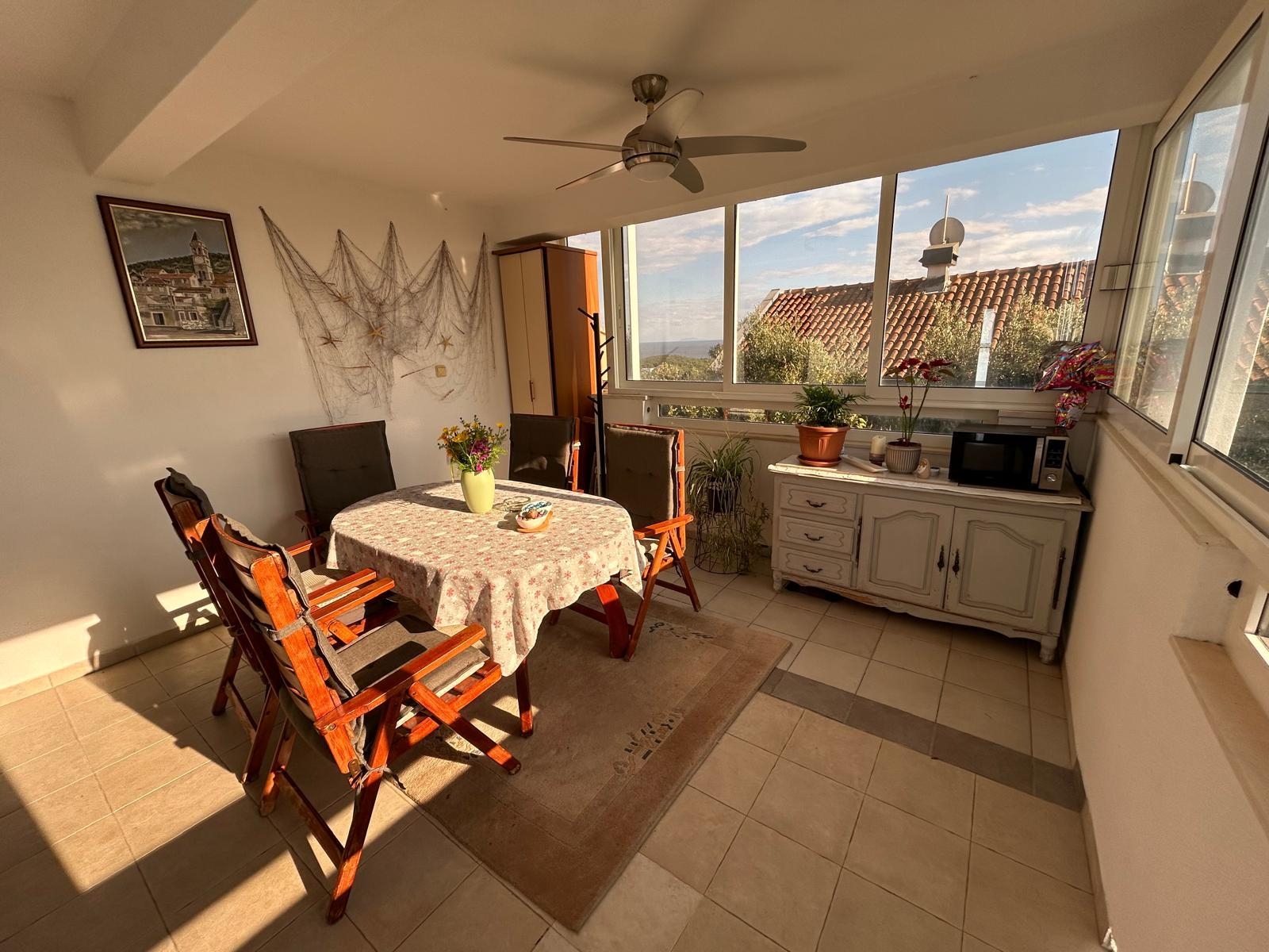 One bedroom apartment with terrace and sea view Rukavac, Vis  A-a