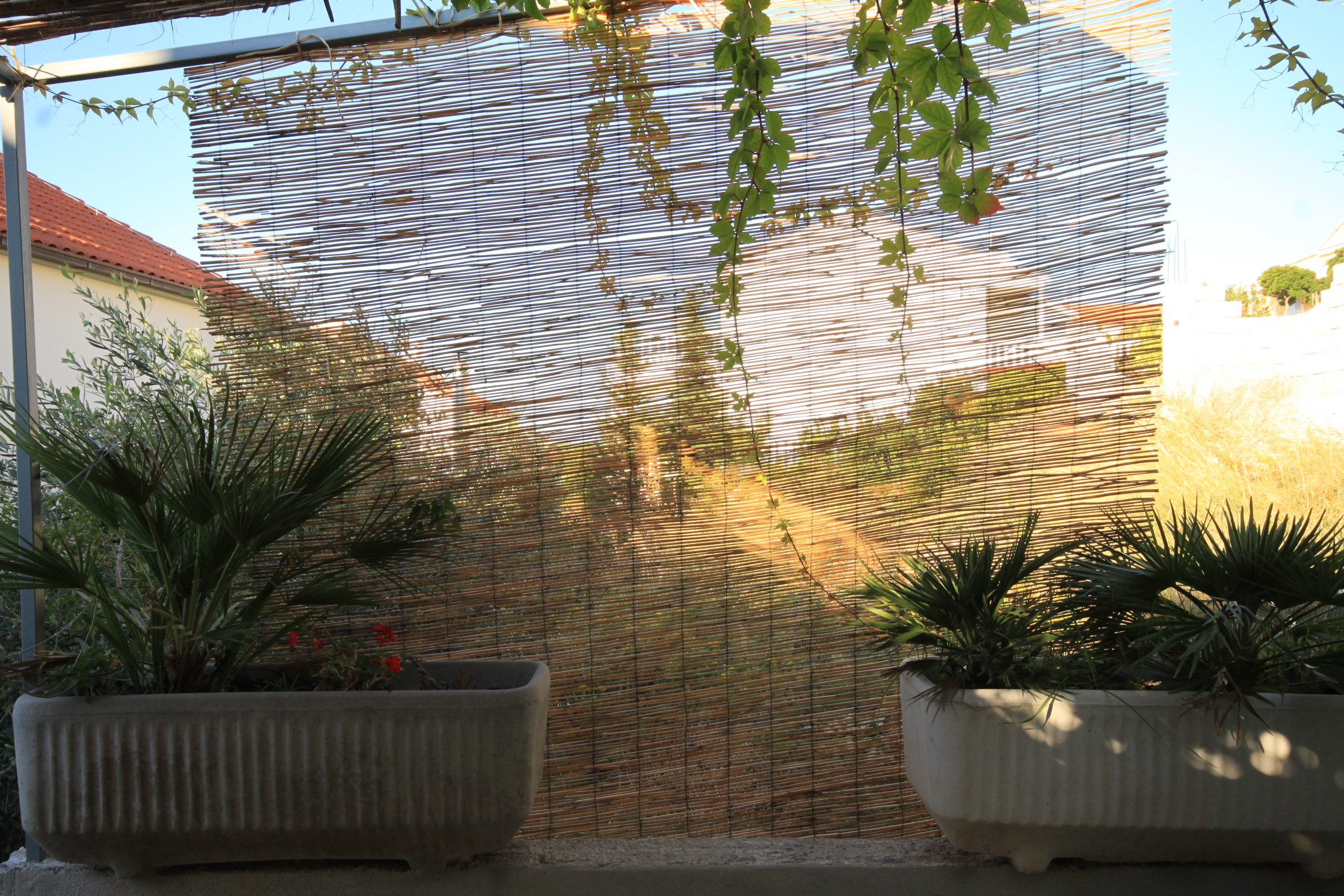 One bedroom apartment with terrace Rukavac, Vis  A-b