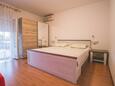 Dormitorio Rukavac, Dormitorio in the apartment, air condition available y WiFi.